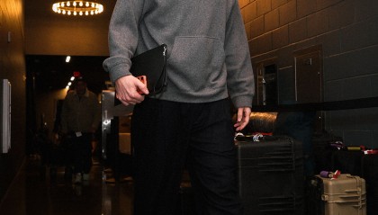 东契奇42+7+8湖人不敌国王3连败，勒布朗22分德罗赞32+6